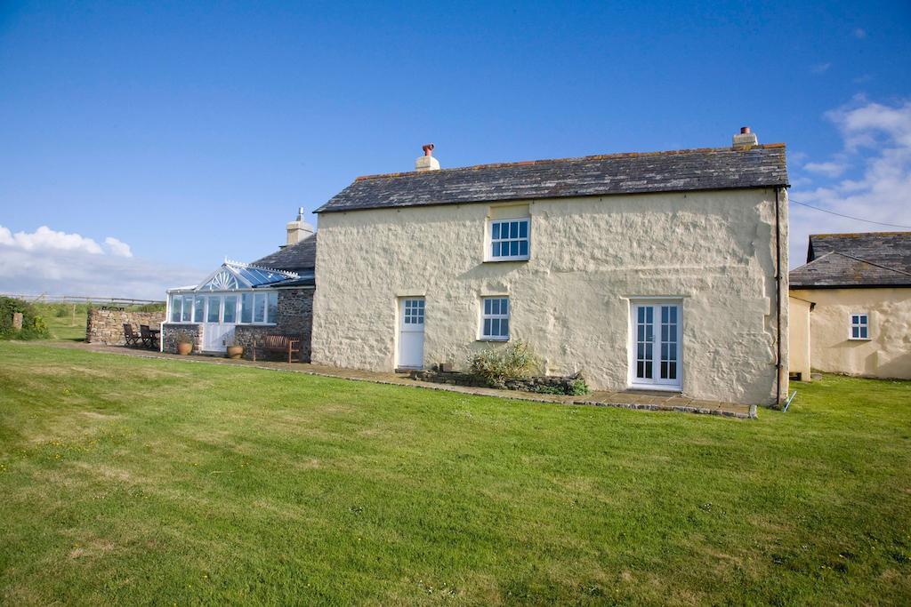 Higher Tresmorn Farm Bed & Breakfast Crackington Haven Exterior foto